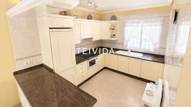 2 soverom Hus til salgs i Costa del Silencio, Arona - € 441 000 (Ref: 10054431)
