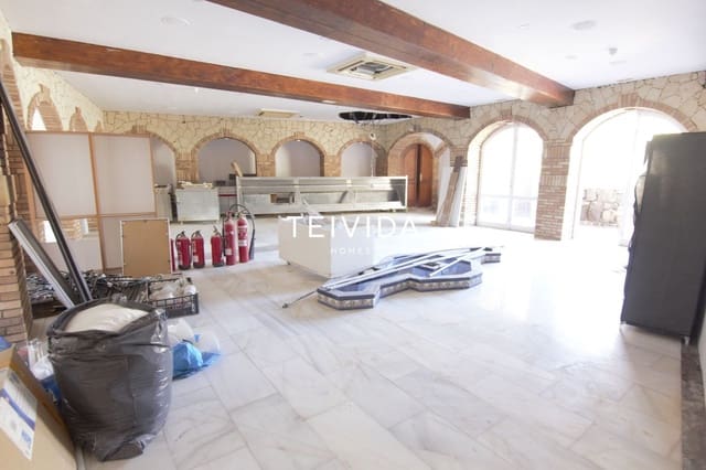 Kommersiell til salgs i Golf del Sur, San Miguel de Abona med garasje - € 270 000 (Ref: 10073338)