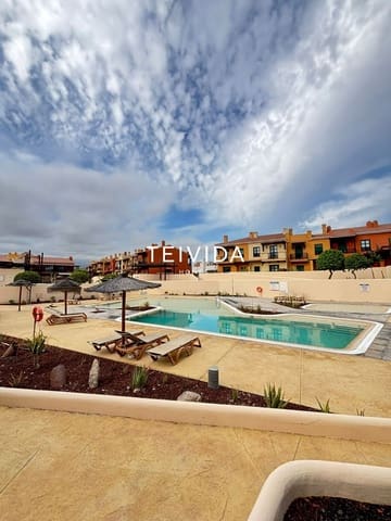 3 slaapkamer Huis te huur in Golf del Sur, San Miguel de Abona met zwembad garage - € 2.600 (Ref: 10079796)