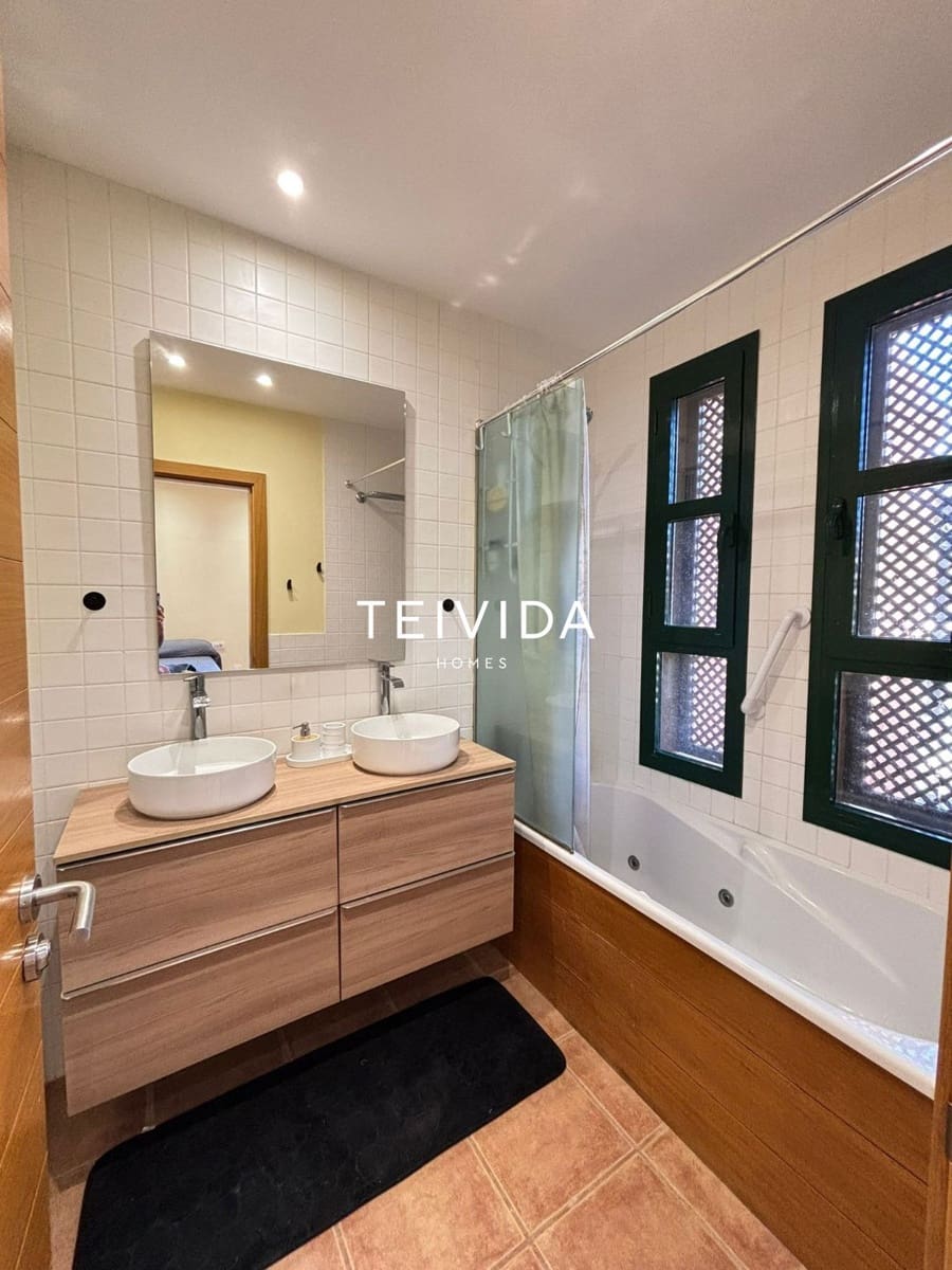 3 slaapkamer Huis te huur in Golf del Sur met zwembad garage - € 2.600 (Ref: 10079796)