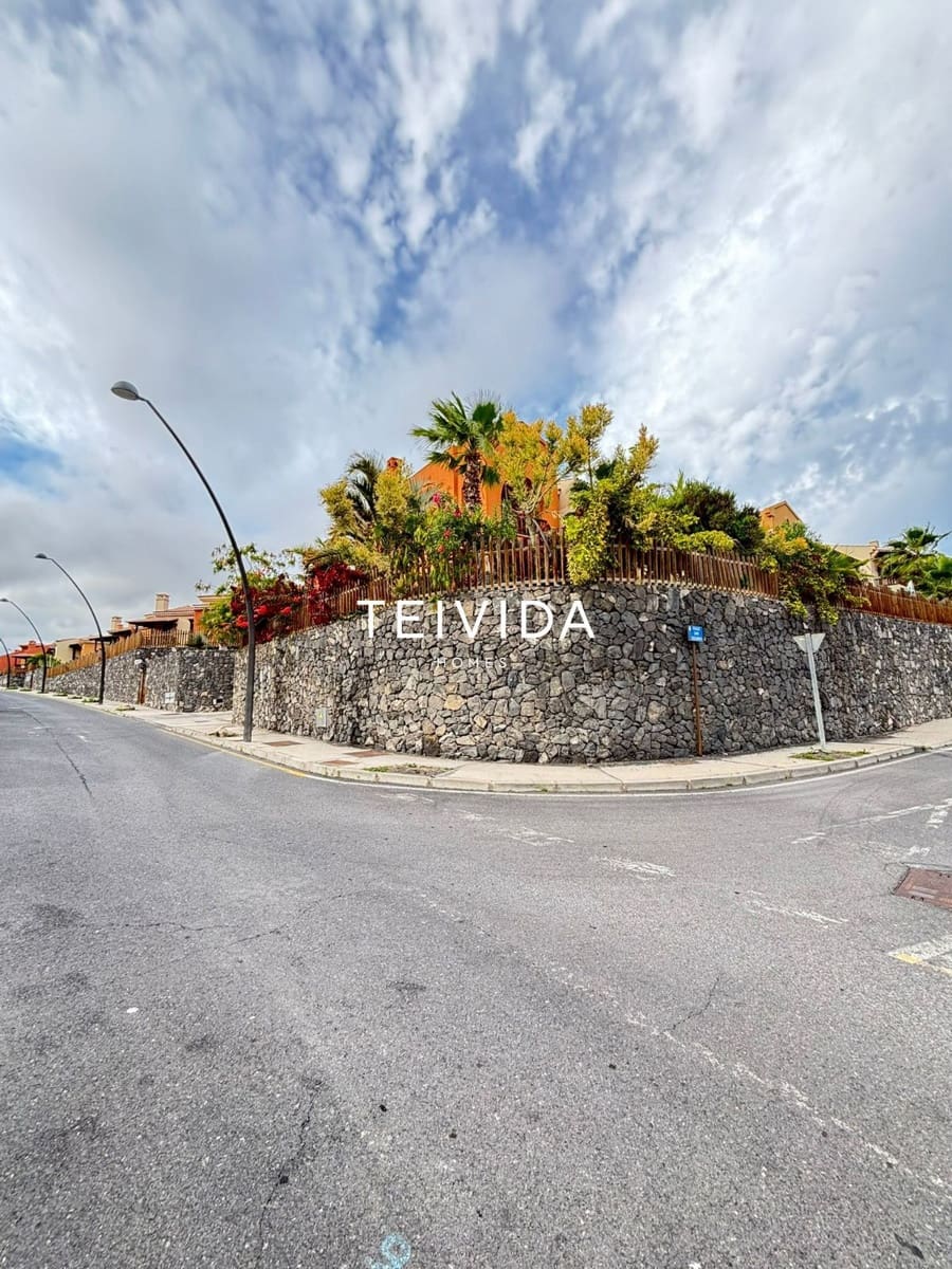 3 slaapkamer Huis te huur in Golf del Sur met zwembad garage - € 2.600 (Ref: 10079796)