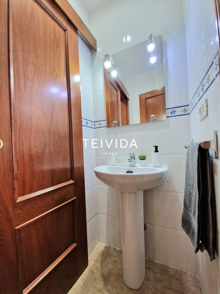 Piso de 3 habitaciones en San Isidro de Abona en alquiler - 1.770 € (Ref: 10079797)