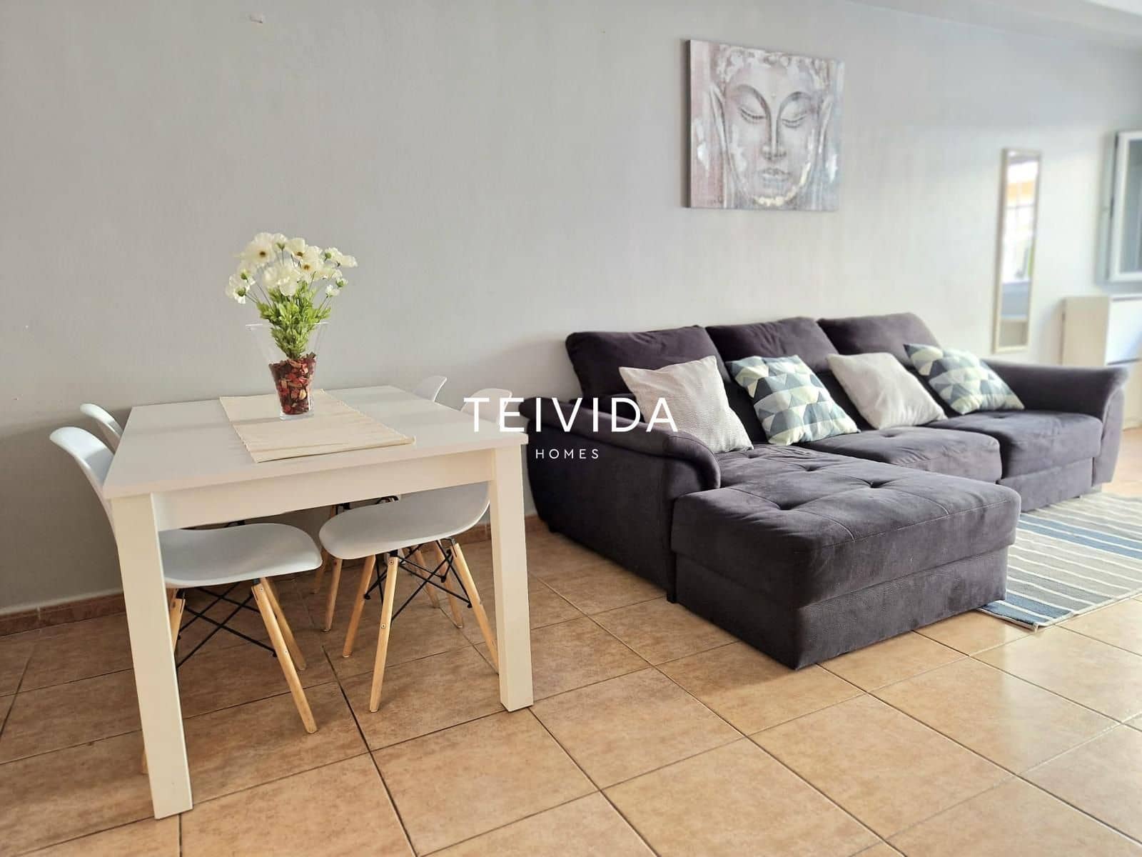 Piso de 3 habitaciones en San Isidro de Abona en alquiler - 1.770 € (Ref: 10079797)