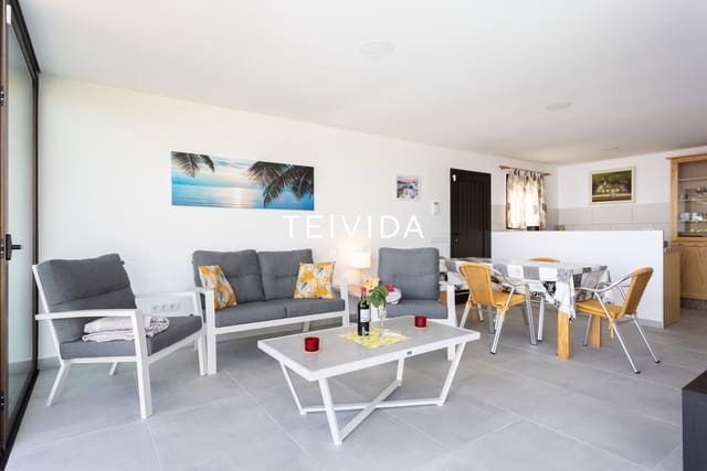 2 soveværelse Villa til salg i Santa Ursula med swimmingpool garage - € 298.000 (Ref: 10079927)