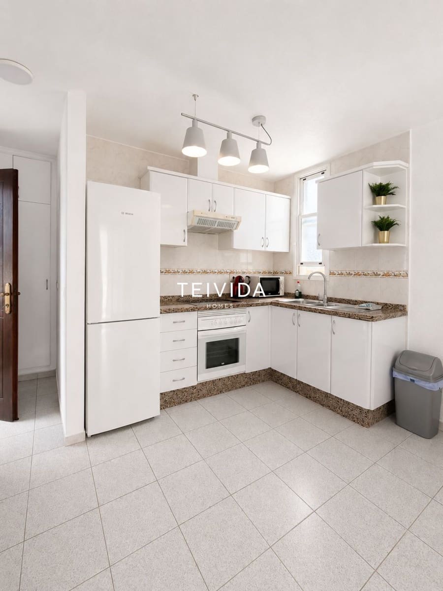 1 soverom Leilighet til salgs i Playa de las Americas - € 339 000 (Ref: 10079929)