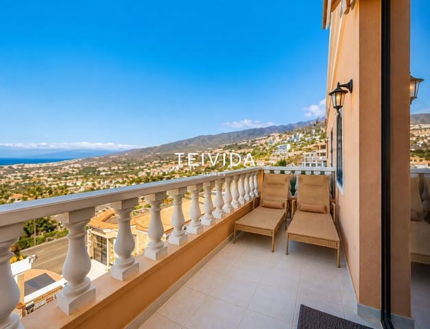 Casa de 4 habitaciones en San Eugenio, Adeje en venta con garaje - 639.000 € (Ref: 10079930)