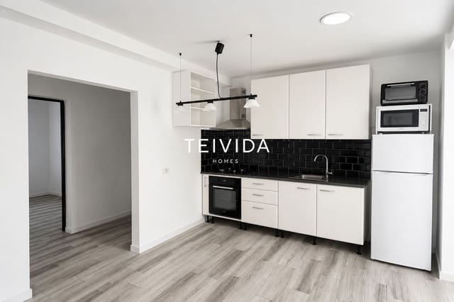 8 slaapkamer Villa te koop in Güímar met zwembad - € 850.000 (Ref: 10079931)