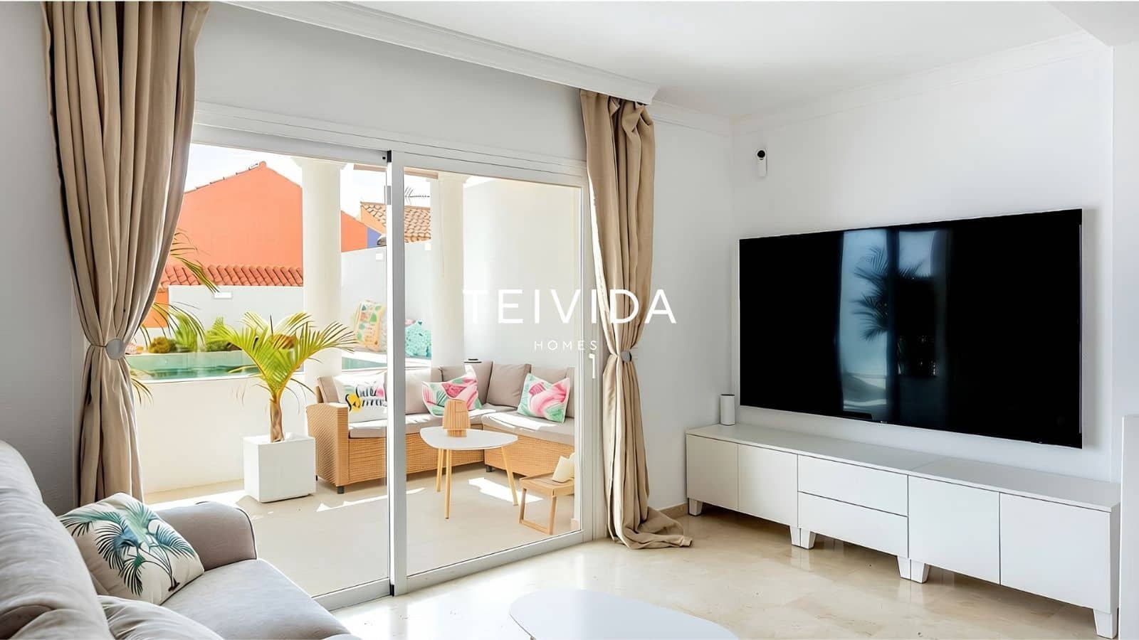 3 sovrum Hus till salu i Playa Paraiso med pool garage - 1 249 000 € (Ref: 10091446)