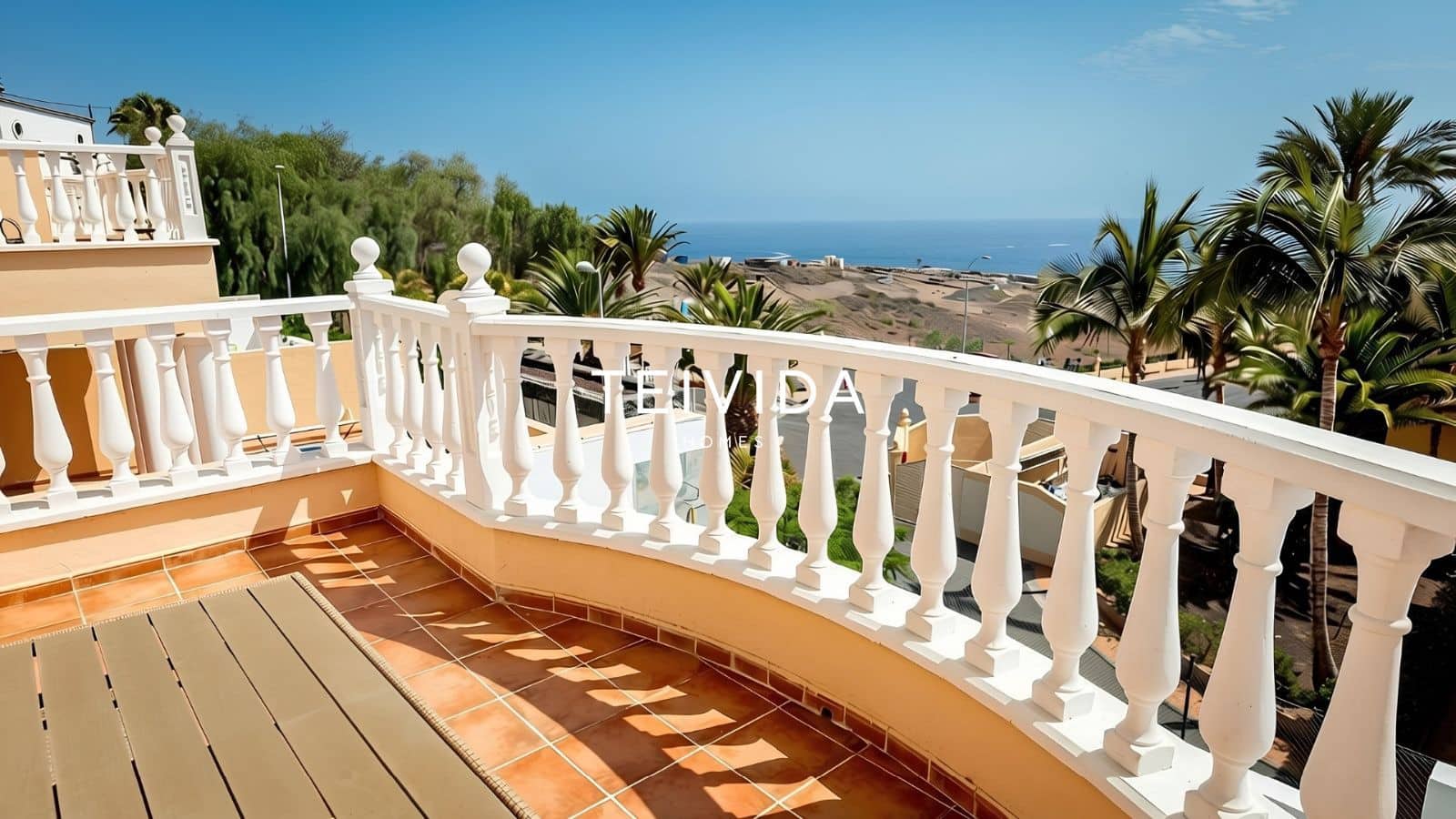 3 sovrum Hus till salu i Playa Paraiso med pool garage - 1 249 000 € (Ref: 10091446)