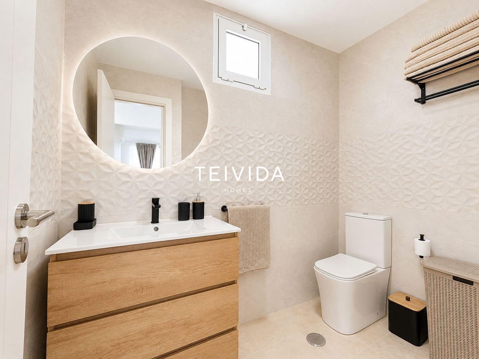 1 soveværelse Lejlighed til salg i Puerto Santiago med swimmingpool garage - € 285.000 (Ref: 10097440)