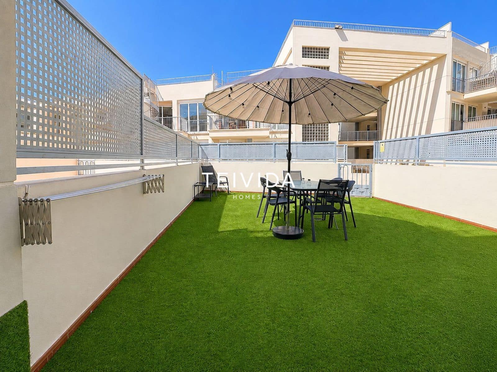 1 soveværelse Lejlighed til salg i Puerto Santiago med swimmingpool garage - € 285.000 (Ref: 10097440)