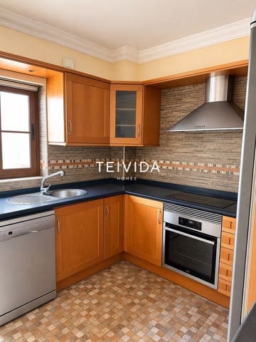 3 sovrum Hus till salu i Playa del Duque, Adeje med pool garage - 1 200 000 € (Ref: 10125124)