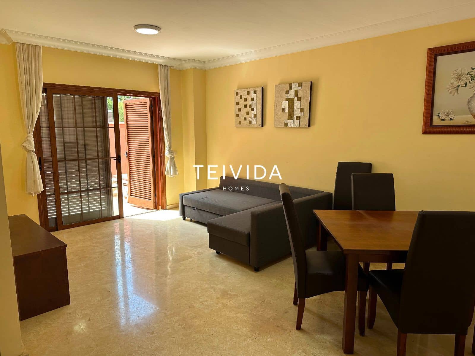 3 sovrum Hus till salu i Playa del Duque med pool garage - 1 200 000 € (Ref: 10125124)