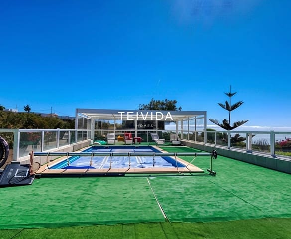 6 bedroom Villa for sale in San Miguel de Abona with pool garage - € 820,000 (Ref: 10136407)