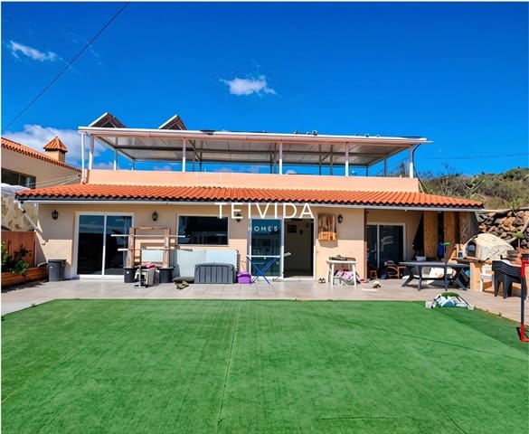 6 bedroom Villa for sale in San Miguel de Abona with pool garage - € 820,000 (Ref: 10136407)