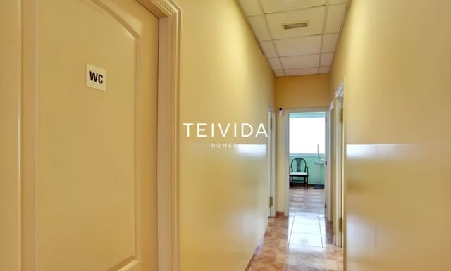 Kommersiell til salgs i El Fraile, Arona - € 245 000 (Ref: 10140308)