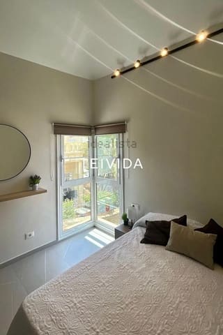 1 quarto Apartamento para arrendar em Playa Fañabe, Adeje - 2 200 € (Ref: 10147387)