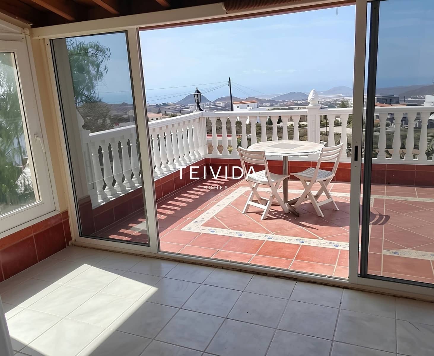 5 sovrum Villa till salu i Valle de San Lorenzo med pool garage - 895 000 € (Ref: 10148008)