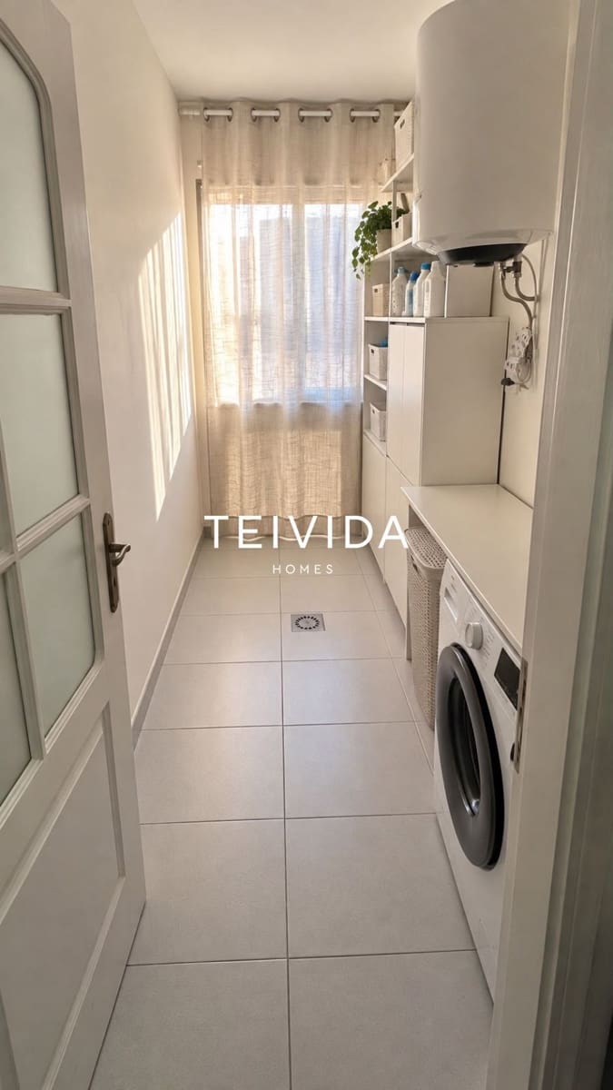 3 soveværelse Lejlighed til salg i El Medano med garage - € 385.000 (Ref: 10154314)