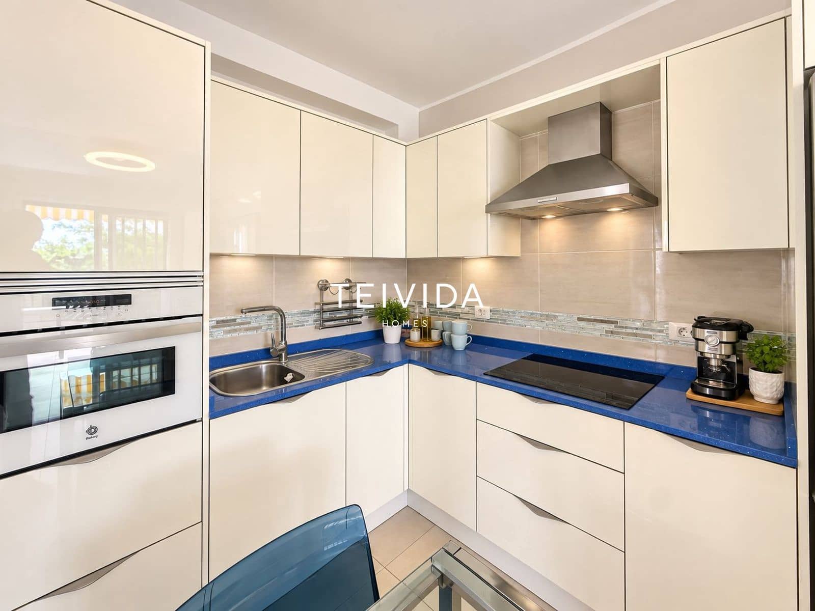1 bedroom Flat for rent in Los Cristianos with pool - € 1,500 (Ref: 10156928)