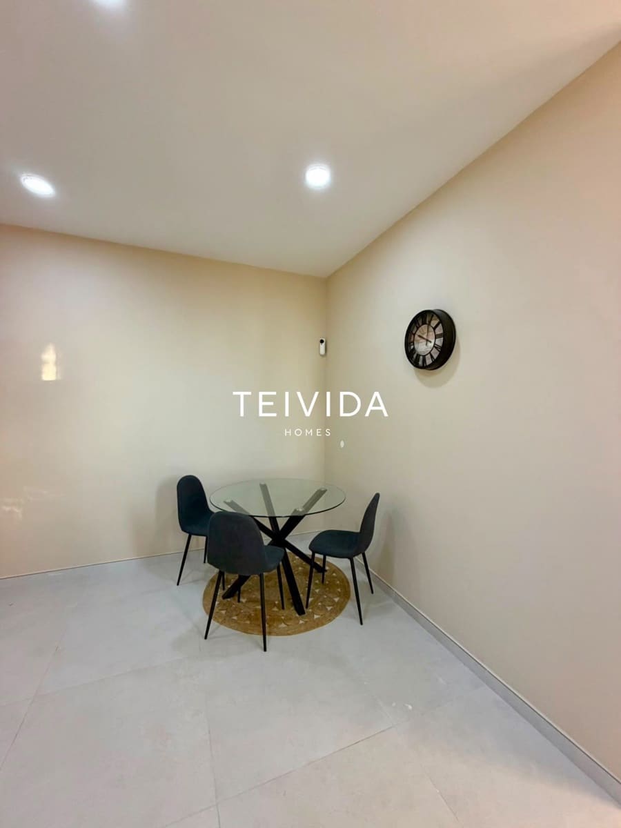 Flat for sale in Costa del Silencio with pool - € 189,000 (Ref: 10158693)