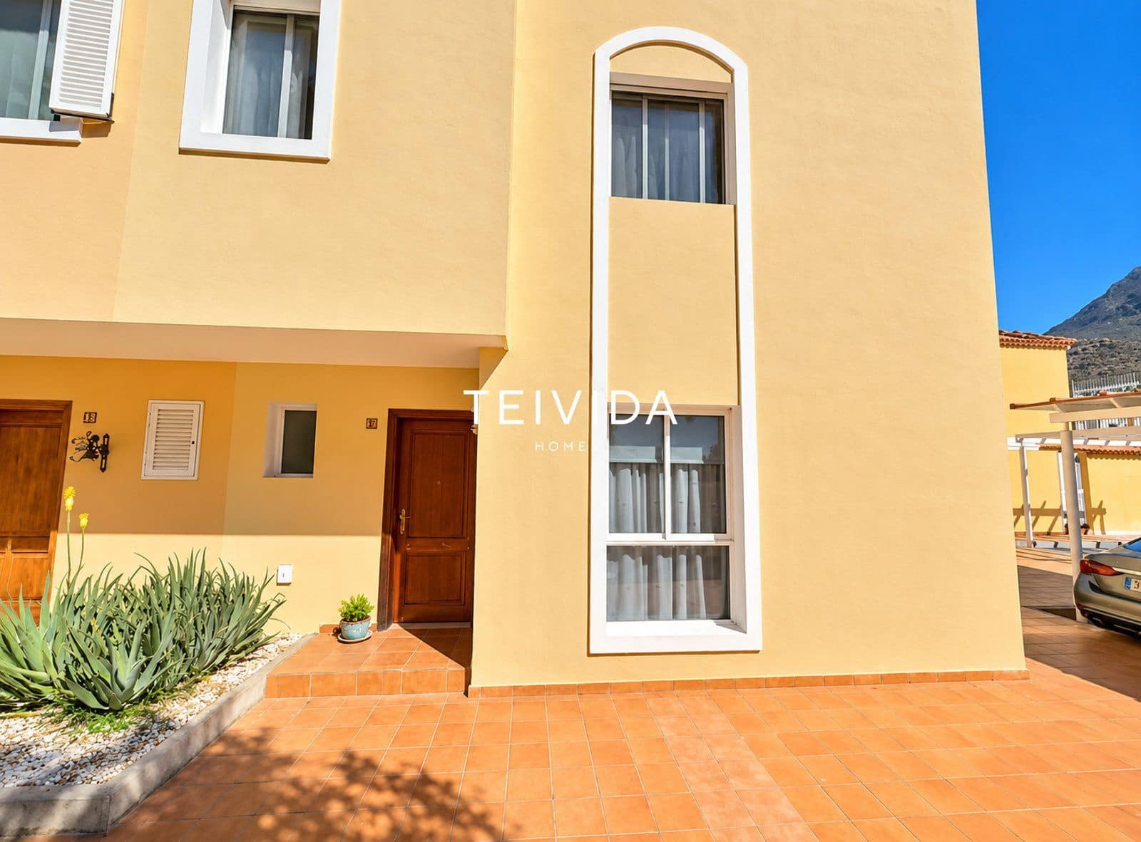 4 slaapkamer Villa te koop in El Madronal met zwembad garage - € 595.000 (Ref: 10160810)