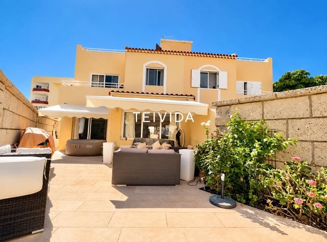 4 slaapkamer Villa te koop in El Madroñal, Adeje met zwembad garage - € 595.000 (Ref: 10160810)