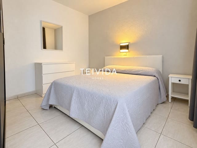 1 soveværelse Lejlighed til salg i Costa del Silencio, Arona med swimmingpool - € 210.000 (Ref: 10170390)