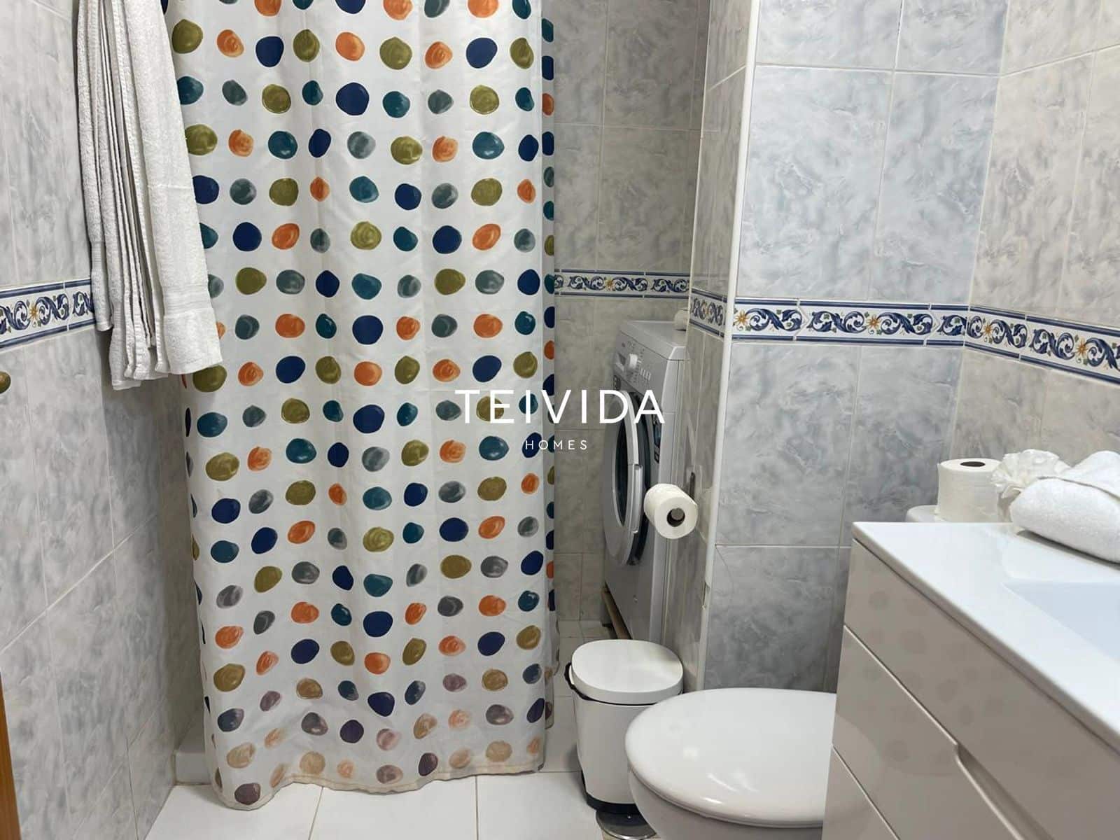 Piso de 1 habitación en Los Cristianos en venta con piscina garaje - 385.000 € (Ref: 10170391)