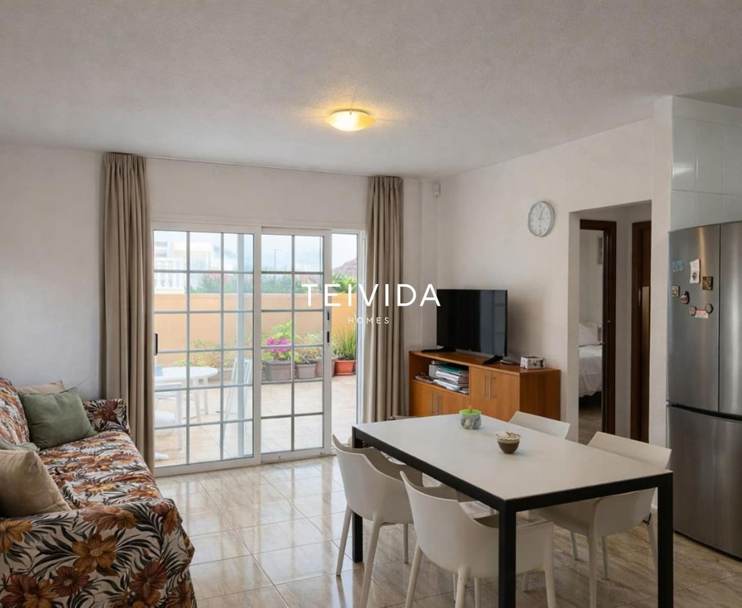 2 soverom Leilighet til leie i Palm-Mar med svømmebasseng garasje - € 1 550 (Ref: 10172257)