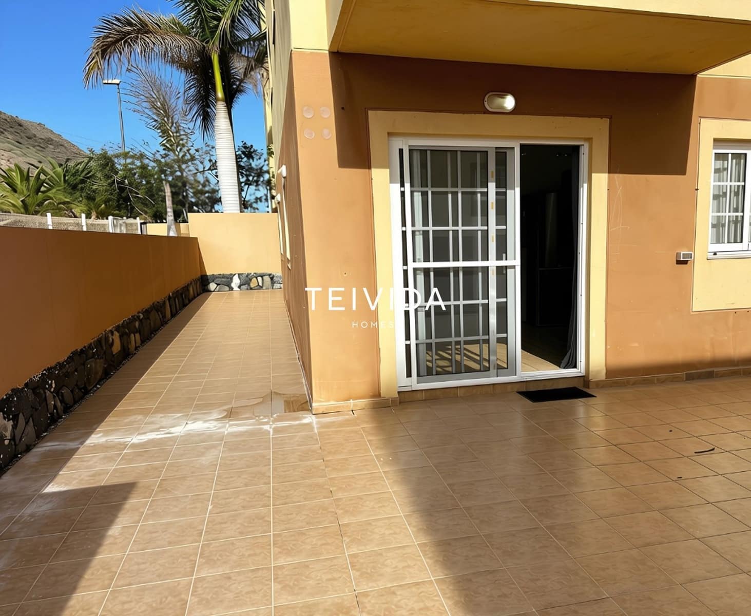 2 soverom Leilighet til leie i Palm-Mar med svømmebasseng garasje - € 1 550 (Ref: 10172257)