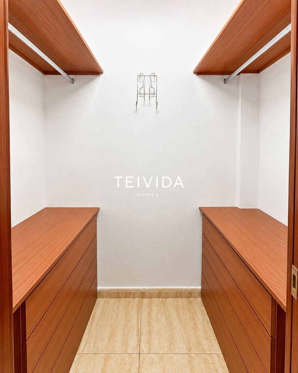 2 bedroom Flat for rent in Palm-Mar with pool garage - € 1,550 (Ref: 10172257)