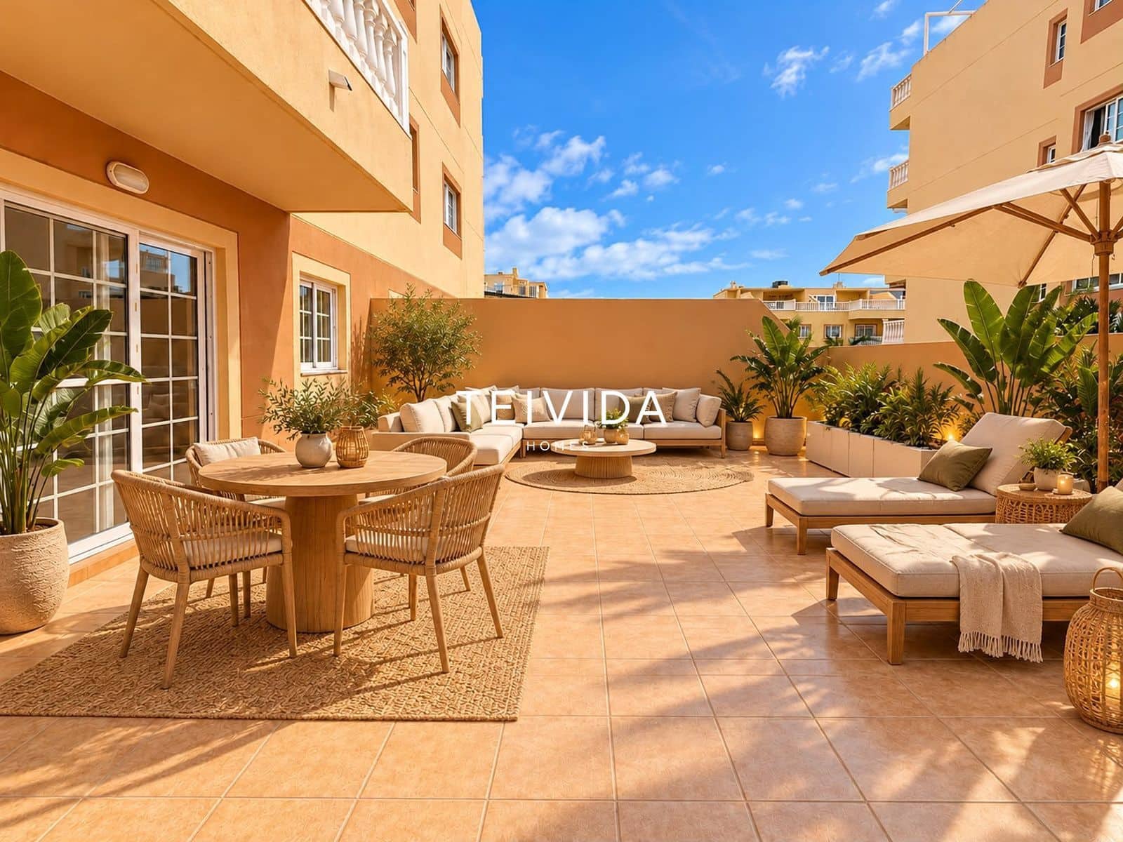 2 bedroom Flat for rent in Palm-Mar with pool garage - € 1,550 (Ref: 10172257)
