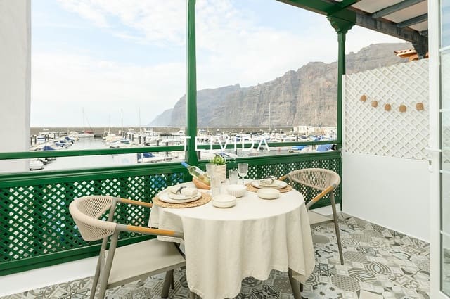 1 sovrum Lägenhet till salu i Los Gigantes, Santiago del Teide - 260 000 € (Ref: 10175914)