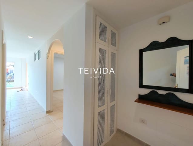 2 soverom Leilighet til salgs i Los Cristianos, Arona med svømmebasseng - € 360 000 (Ref: 10179611)