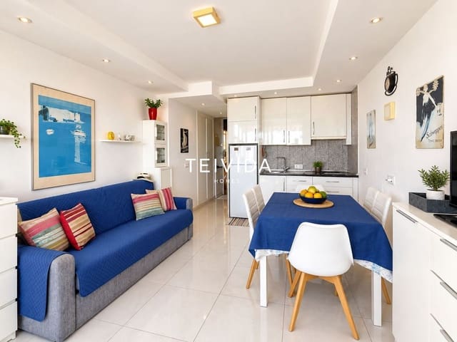 1 soverom Penthouse til leie i Playa de las Americas, Arona med svømmebasseng - € 1 500 (Ref: 10182204)