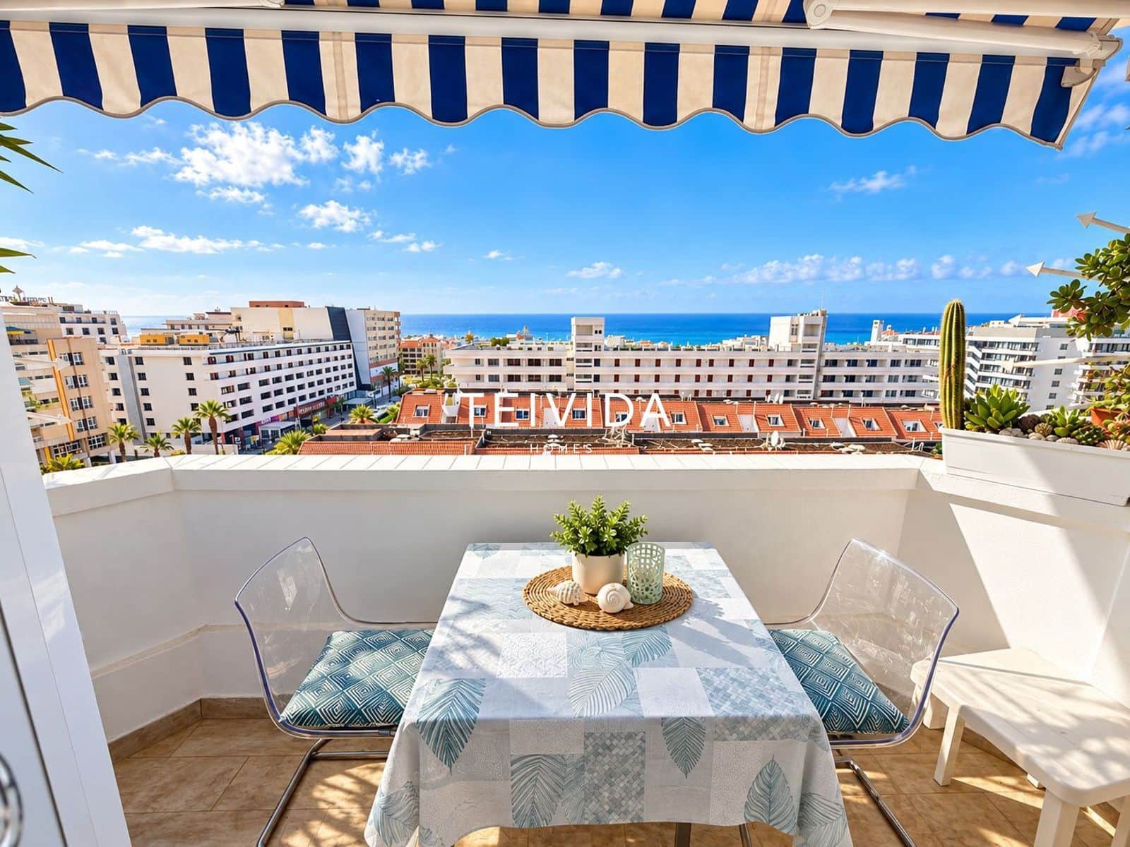 1 soverom Penthouse til leie i Playa de las Americas med svømmebasseng - € 1 500 (Ref: 10182204)
