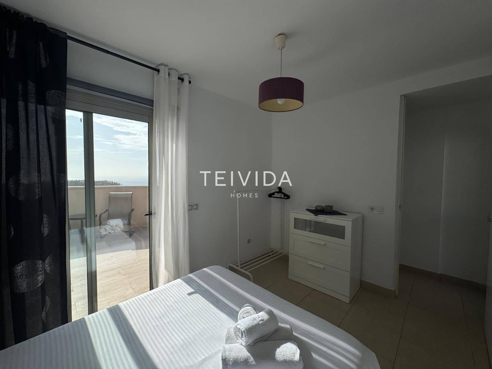 2 bedroom Penthouse for rent in Arona with pool - € 1,650 (Ref: 9515875)