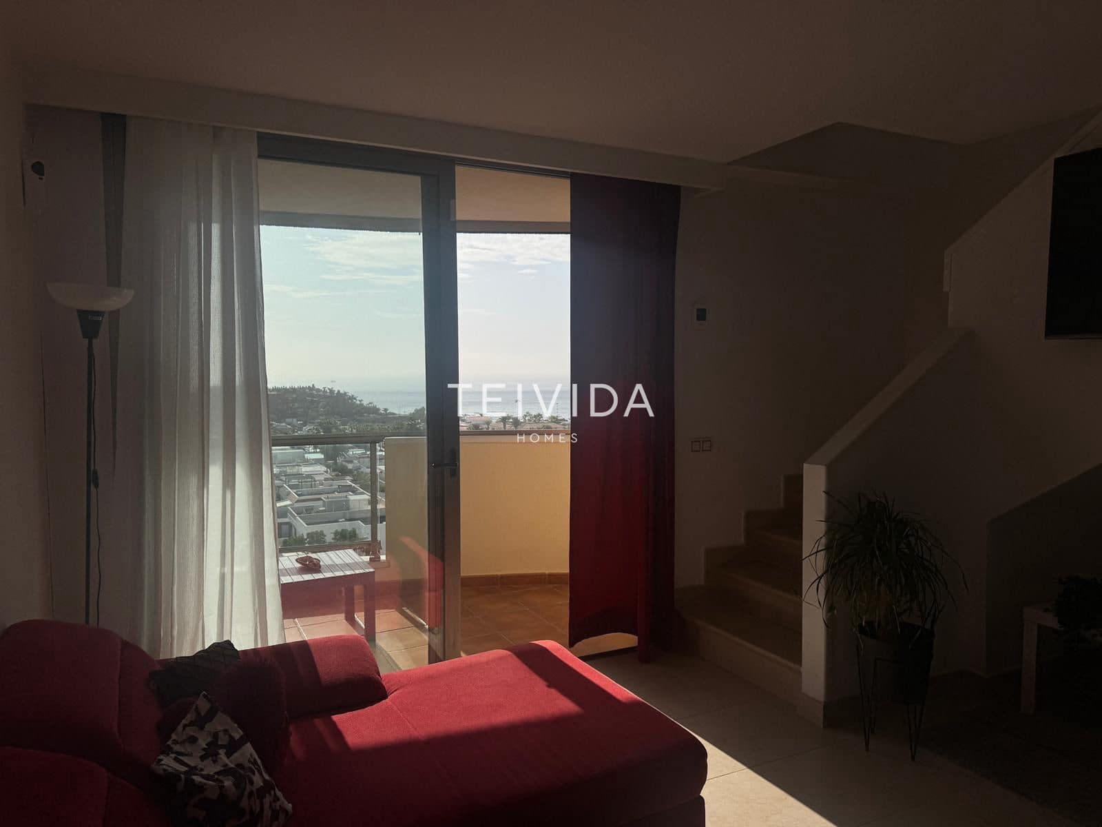 2 bedroom Penthouse for rent in Arona with pool - € 1,650 (Ref: 9515875)