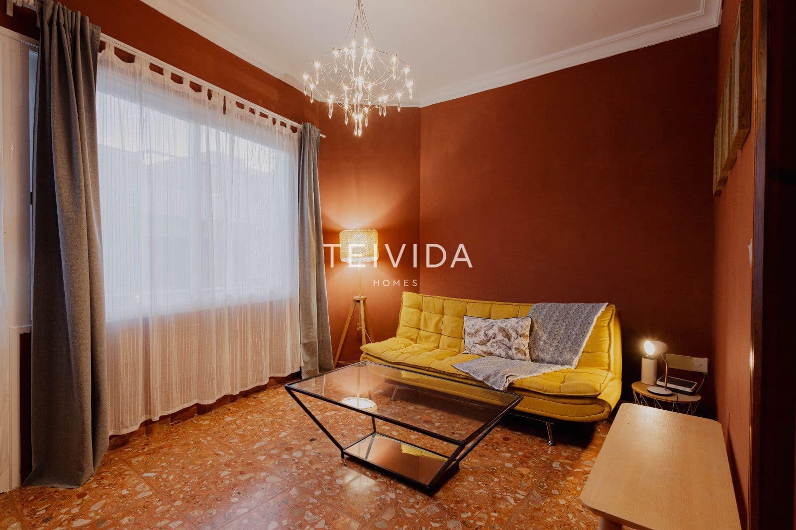 8 Zimmer Bar/Restaurant zu verkaufen in Guia de Isora mit Garage - 650.000 € (Ref: 9515876)