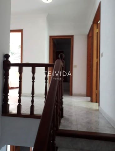 4 soveværelse Lejlighed til salg i Santa Cruz de Tenerife med garage - € 260.000 (Ref: 9516475)