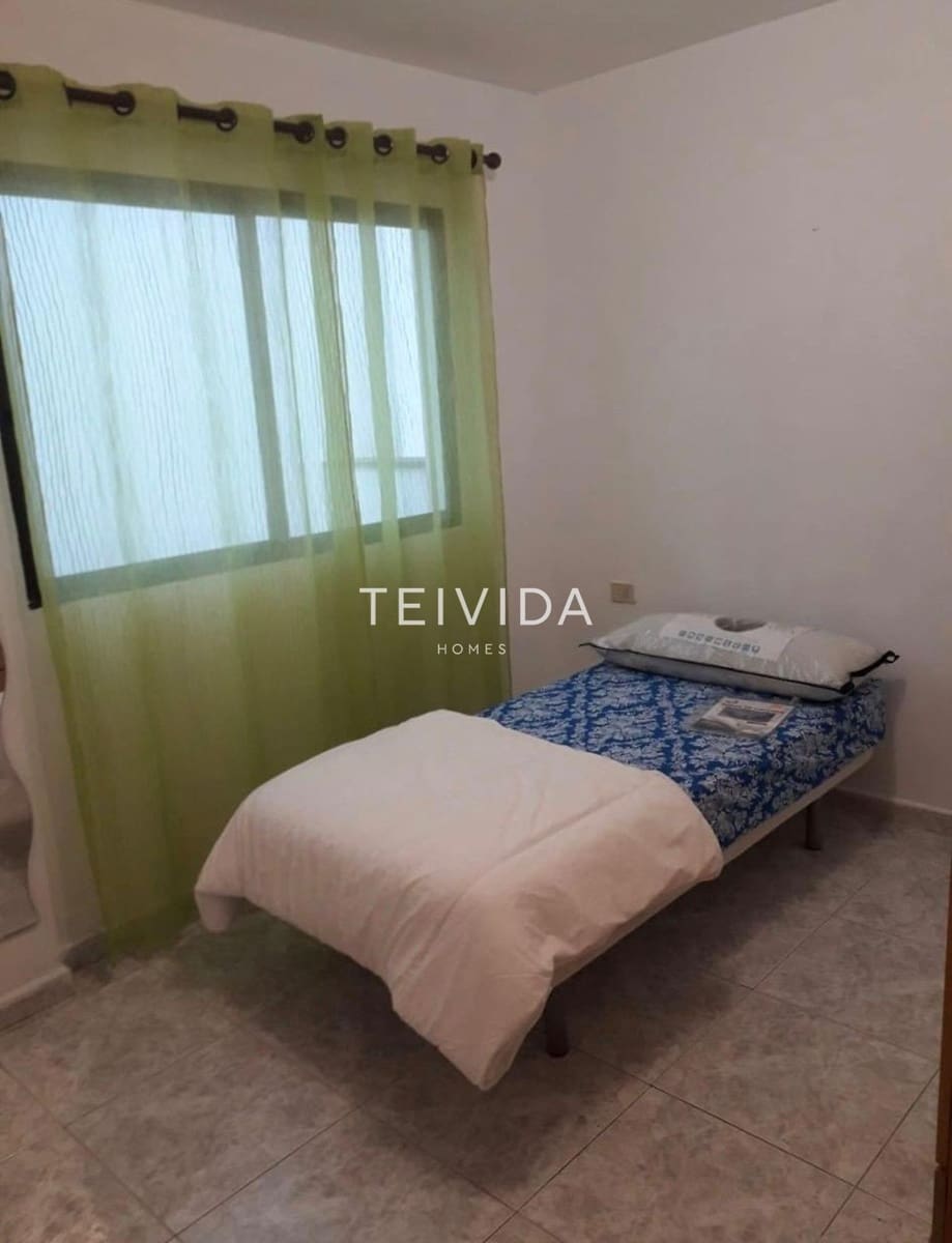 4 soveværelse Lejlighed til salg i Santa Cruz de Tenerife med garage - € 260.000 (Ref: 9516475)