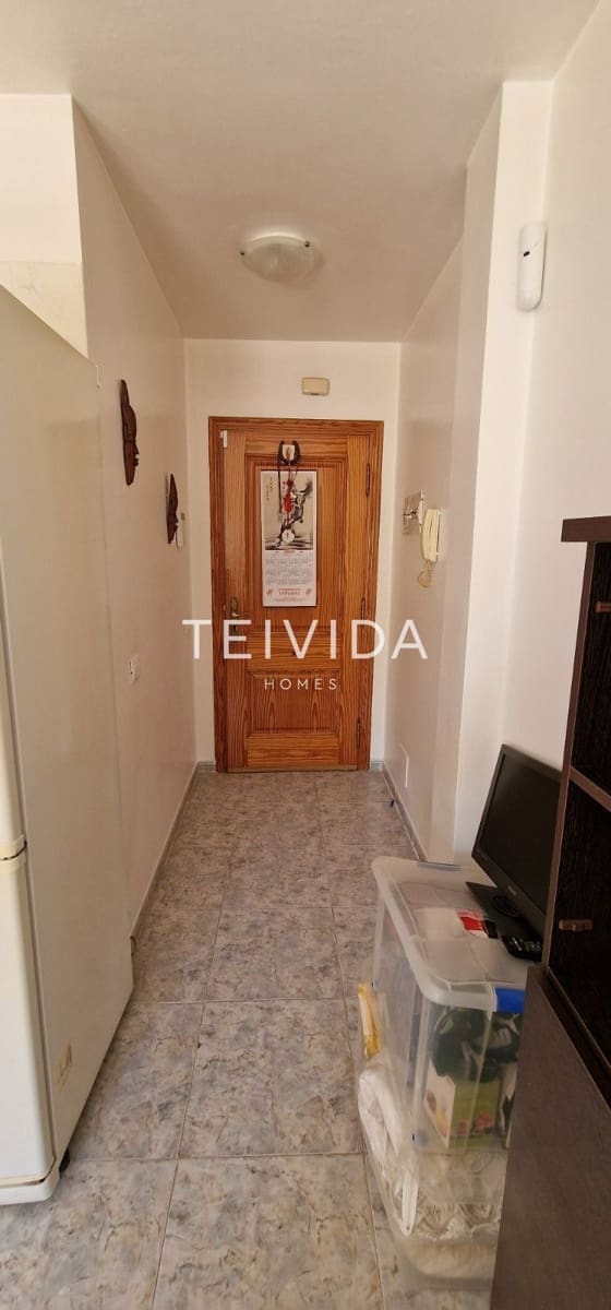 2 bedroom Flat for sale in Arona - € 165,000 (Ref: 9518068)