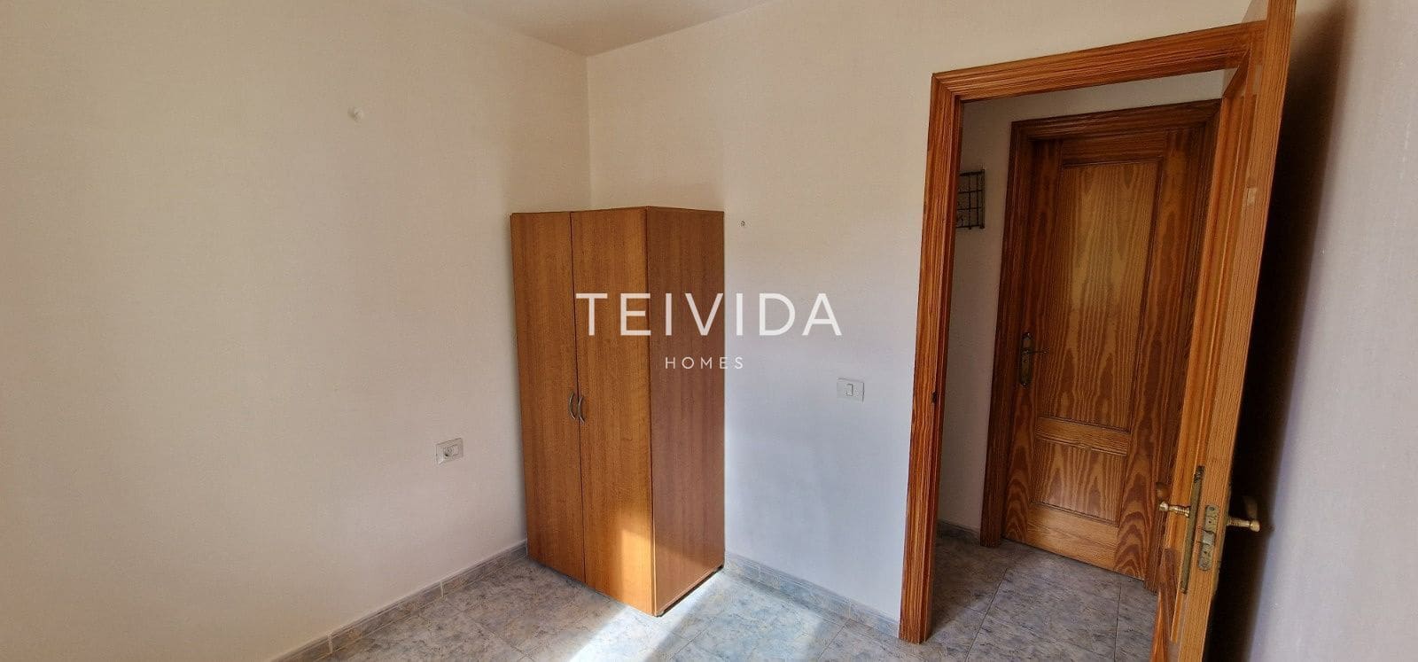 2 bedroom Flat for sale in Arona - € 165,000 (Ref: 9518068)