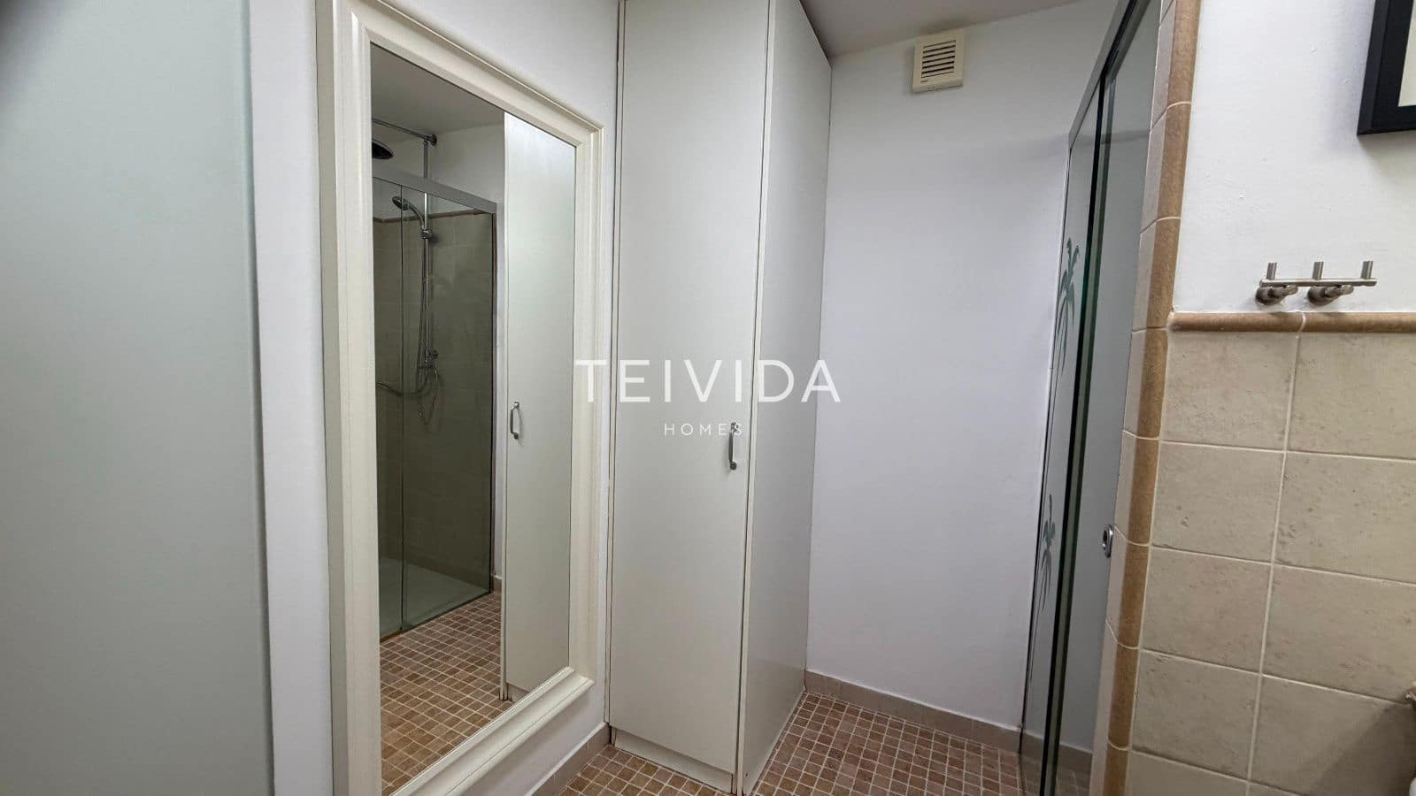 1 slaapkamer Flat te huur in Santa Cruz de Tenerife - € 1.250 (Ref: 9523312)
