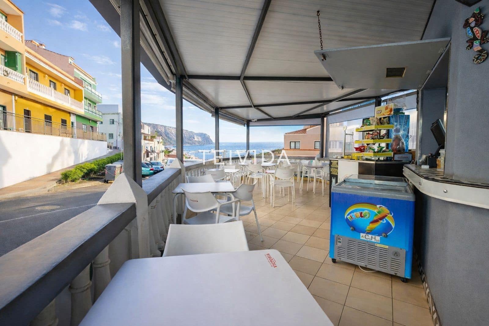 Restaurant/Bar for sale in Puerto Santiago - € 335,000 (Ref: 9525181)