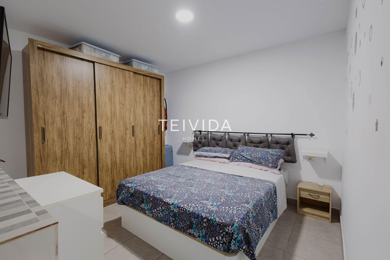 Restaurant/Bar for sale in Puerto Santiago - € 335,000 (Ref: 9525181)