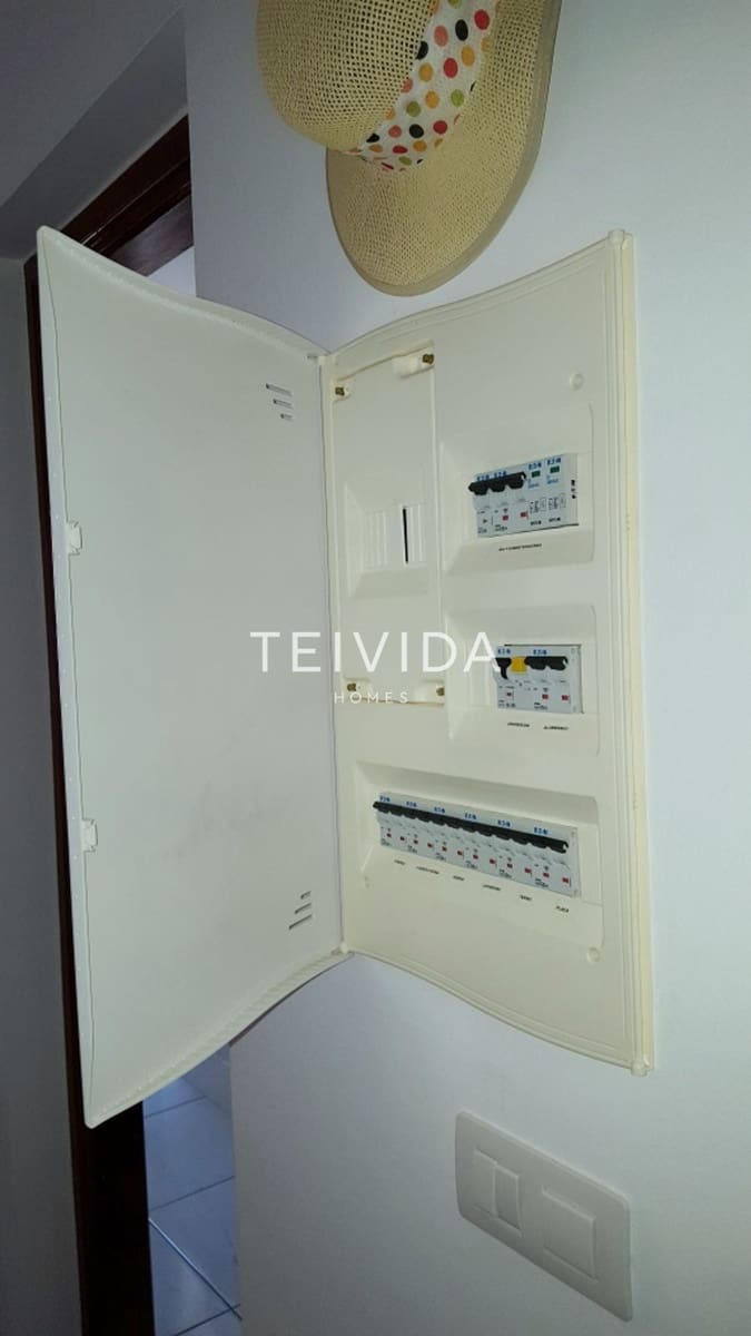 2 quarto Apartamento para arrendar em Arona - 1 150 € (Ref: 9525567)