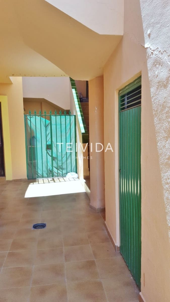 2 quarto Apartamento para arrendar em Arona - 1 150 € (Ref: 9525567)