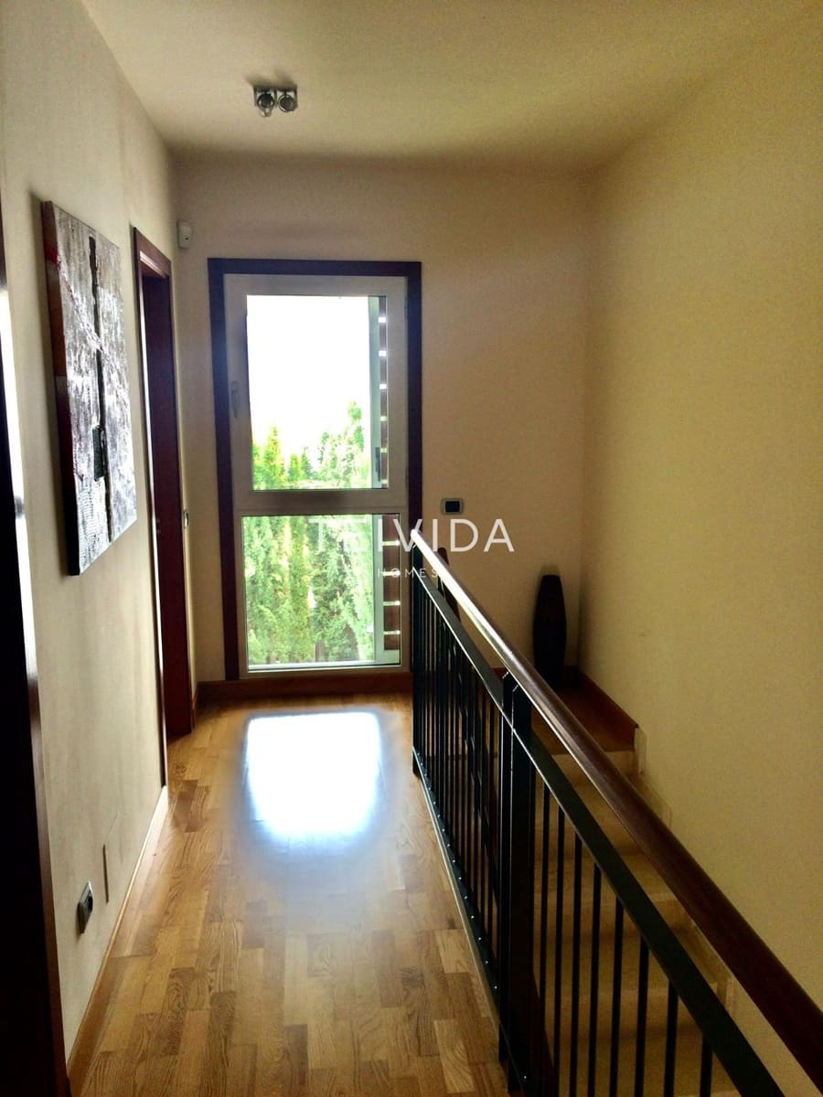 Maison de Ville de 2 chambres à louer à Santa Cruz de Tenerife avec piscine garage - 1 400 € (Ref: 9528501)